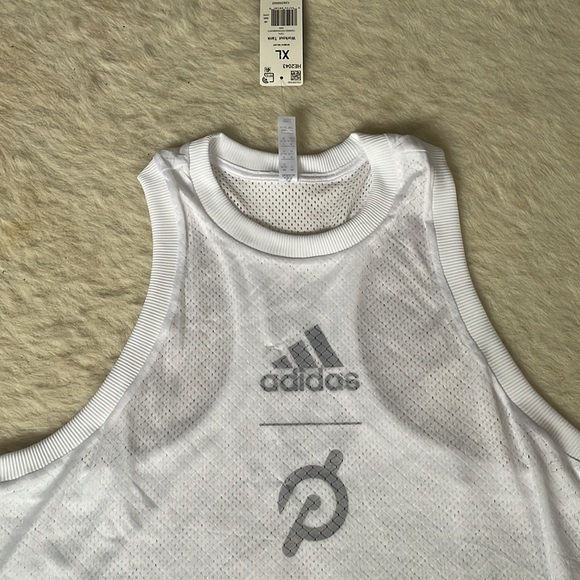 Adidas x Peloton workout jersey tank top Ladies XL exercise NYC - Picture 2 of 5